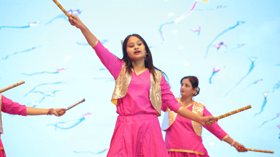 Dance Performance - Dhwani Kala Mahotsav - Bollywood dance classes in Gurgaon | Dhwani Sangeet
